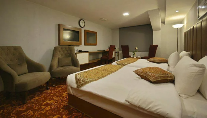 سفربازی - اتاق دو تخته هتل ریم رام عسلویه